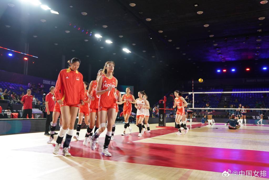 三场全胜小组头名出线!中国女排将与法国队争世锦赛8强